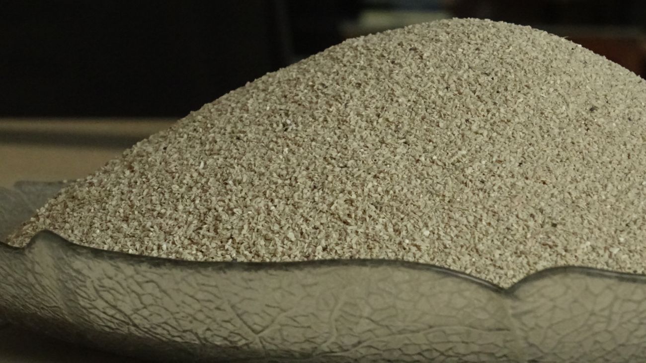 closeup view of terracotta grog 60 mesh in a bowl